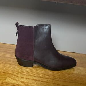 Women’s Burgundy Leather Boots